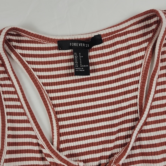 Forever 21 striped crop top small - Picture 3 of 4